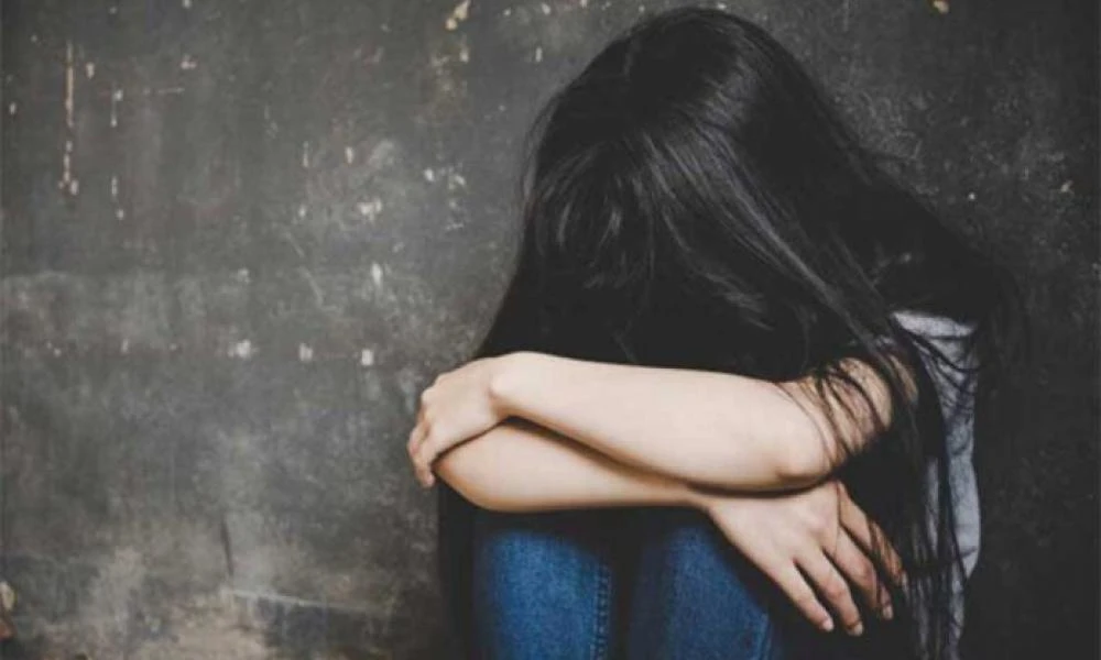 Λάρισα: Το ξύλο στην 13χρονη κόρη τους, τους έστειλε στα κρατητήρια